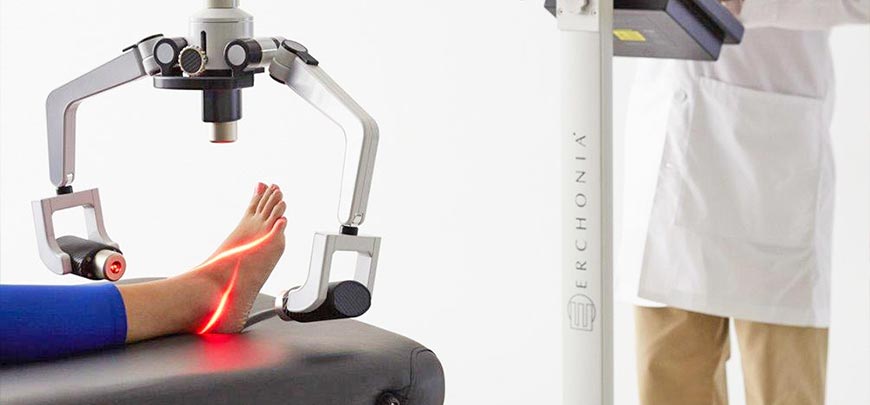 patient receiving FX-635 Laser Therapy at Well Being Neuropathy Relief Center in Roseville